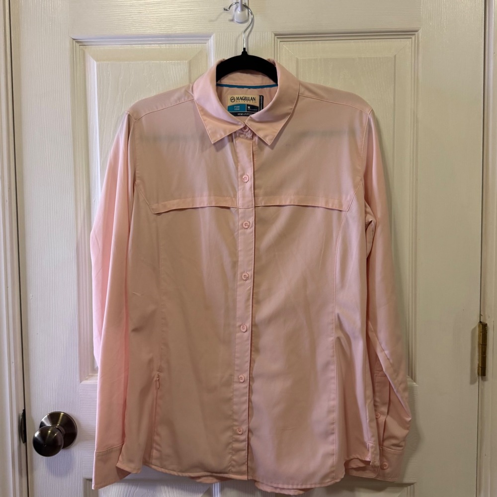 Magellan Outdoors Fish Gear Womens Medium Long Sleeve Fishing Shirt RN098223
